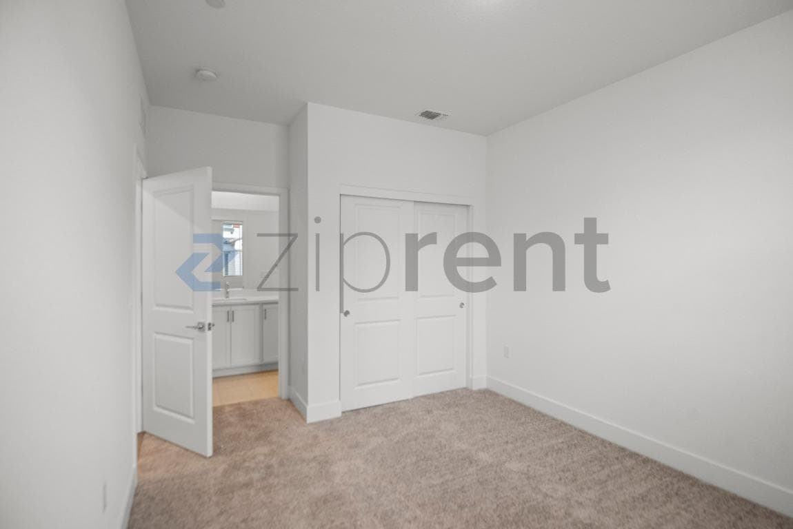 Building Photo - 3375 Tibidabo St