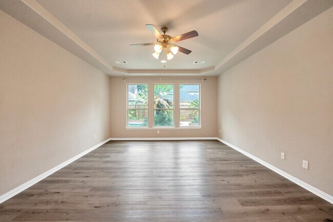 Building Photo - 6723 Mossridge Dr