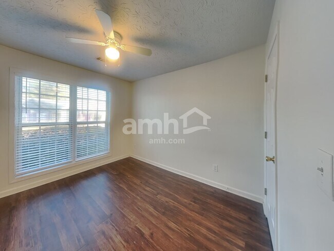 Building Photo - 951 Garden Oak Ct