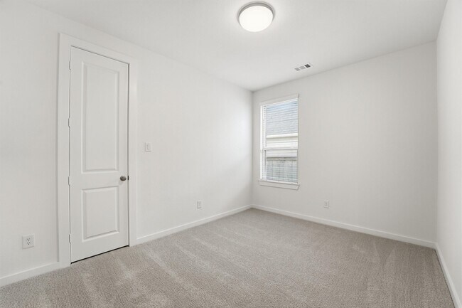 Building Photo - 11215 Leaf Shelter Ln