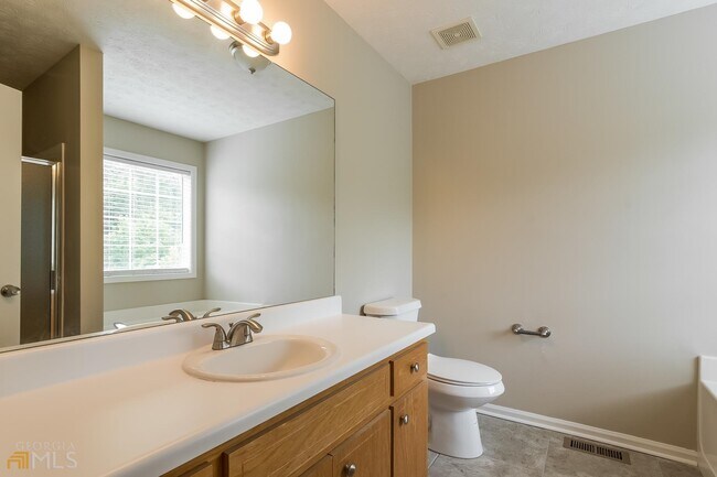 Building Photo - 4745 Turning Leaf Dr