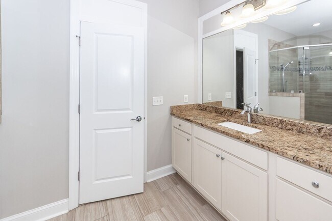 Building Photo - 2 Bedroom, 2 Bathroom Home in Cresswind 55+ - Summerville