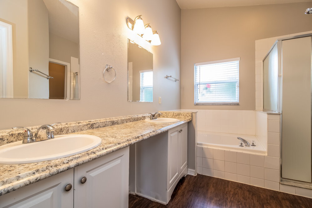 Building Photo - 10733 Brown Trout Cir