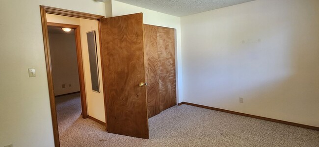 Building Photo - 3 Bed 1 bath Bothell rambler home $3199/mo