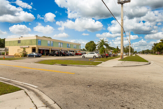 Building Photo - Taft Street