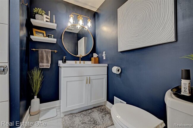 Building Photo - 15 South St