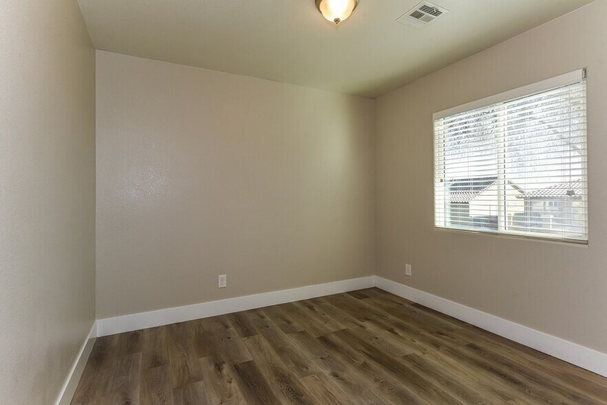 Building Photo - 7360 Castano Vista Ct