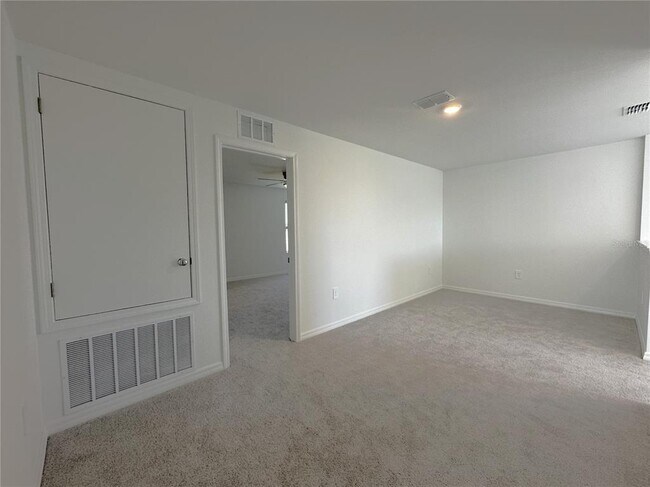 Building Photo - 11819 Cloverly Ln