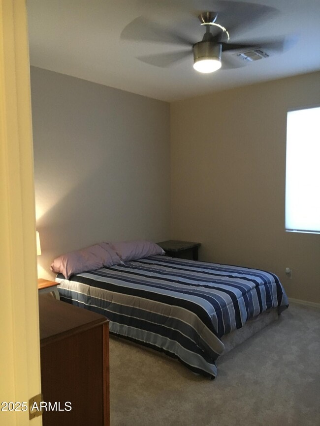 Building Photo - 41030 N Iron Horse Way