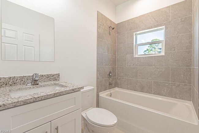 Building Photo - BRAND NEW CONSTRUCTION -SINGLE FAMILY 2/2/1