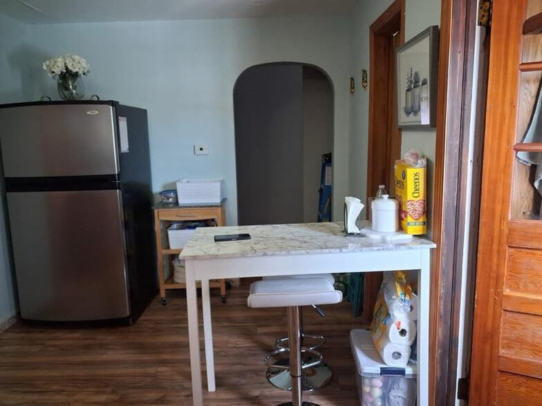 Building Photo - 3 Hermann St