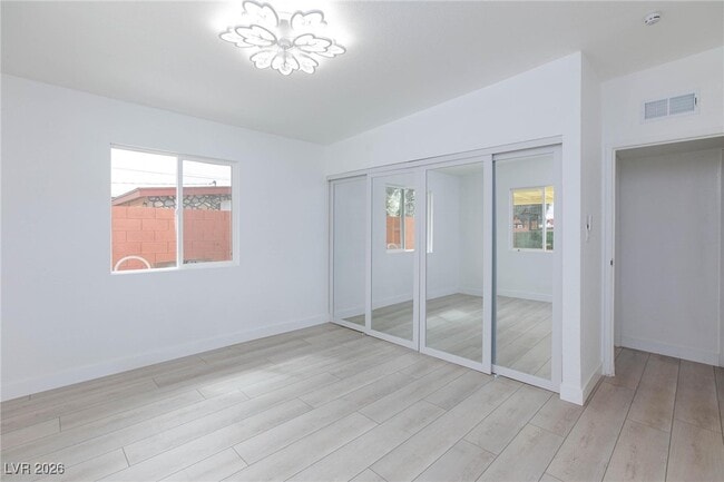 Building Photo - 3008 Lawndale St