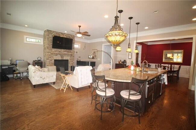 Building Photo - 7412 Portbury Park Ln