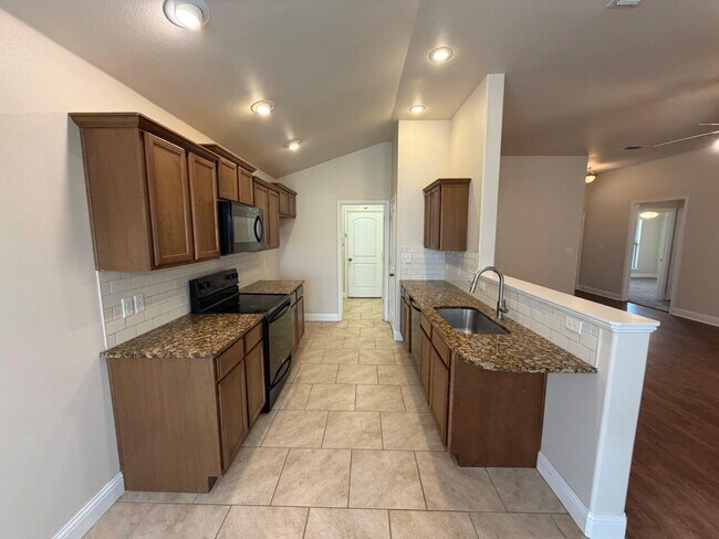 Building Photo - 3608 Ridgely Ave