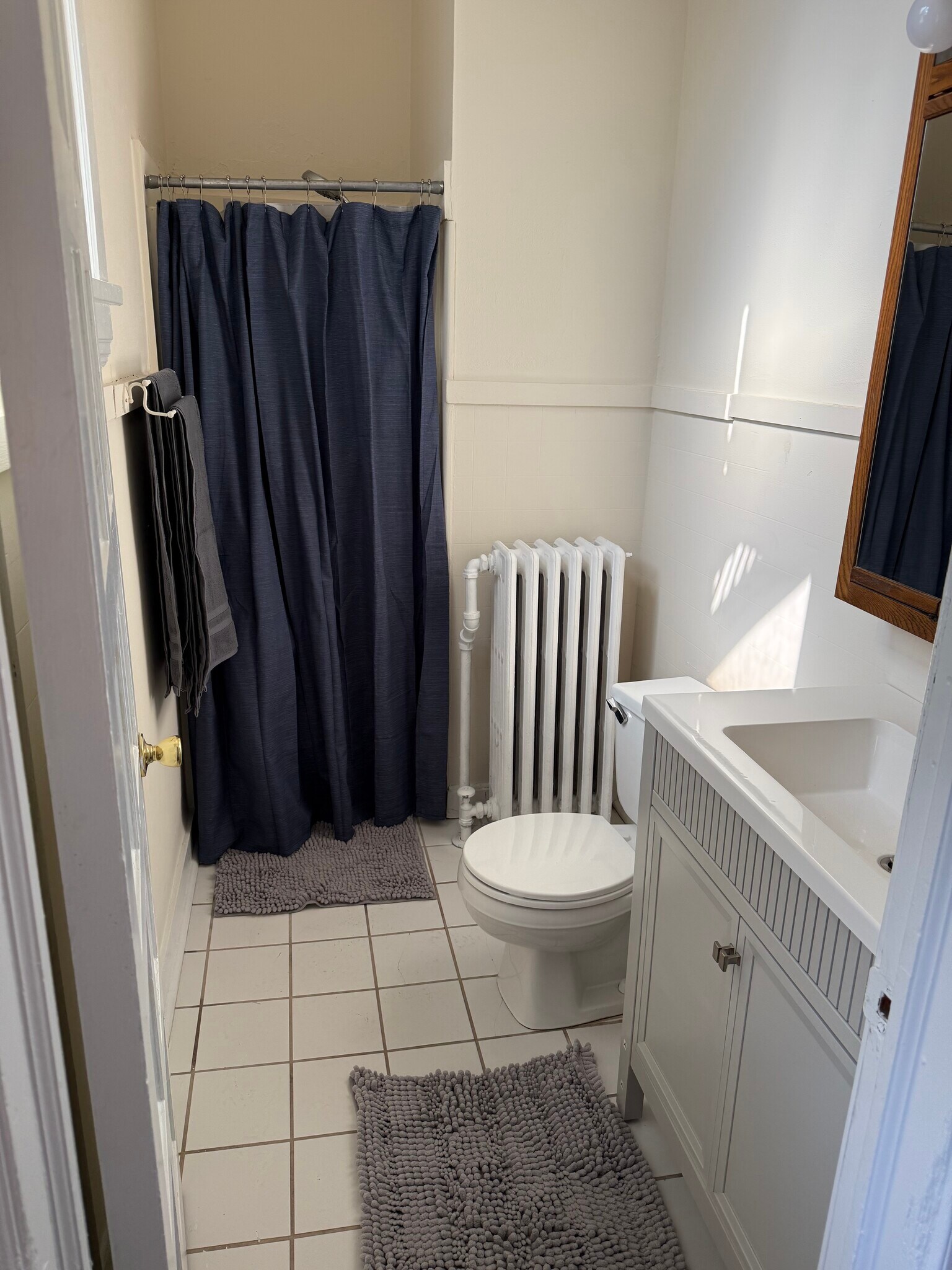 Building Photo - 137 E Gorham St