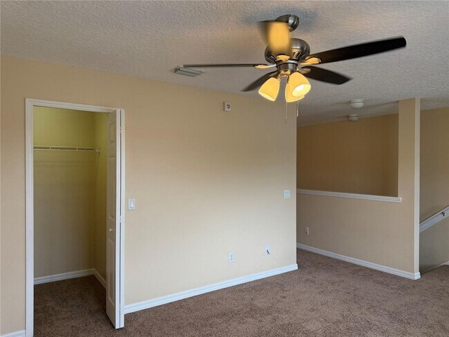 Building Photo - Modern Upgrade Home in Debary