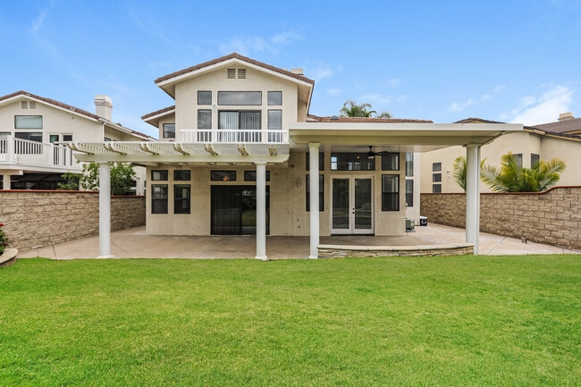 Building Photo - 2820 Mt Niguel Cir