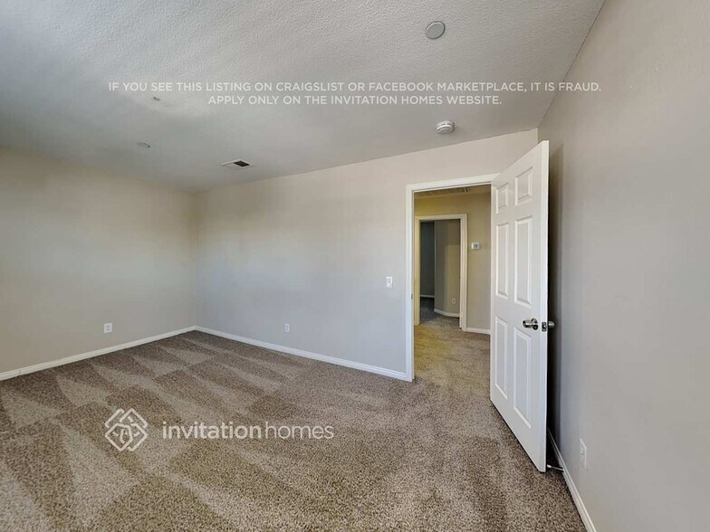 Building Photo - 1890 Lobo