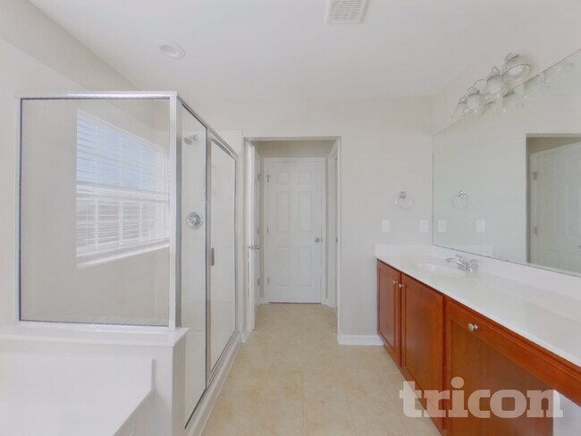 Building Photo - 2020 Universe Ct