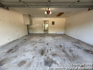 Building Photo - 14927 River Wind