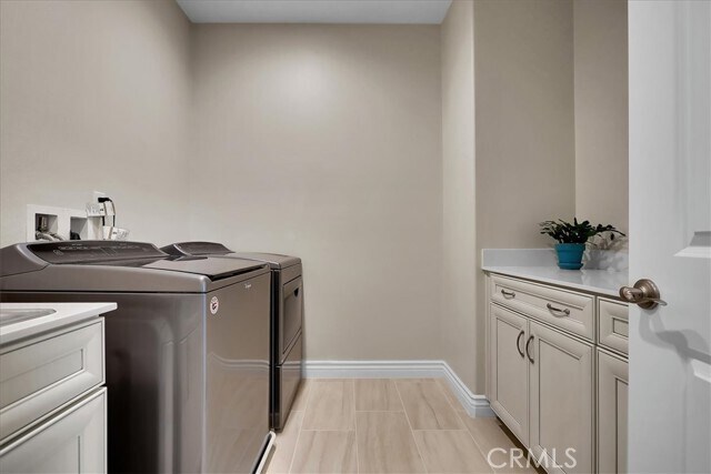 Building Photo - 106 Cordial