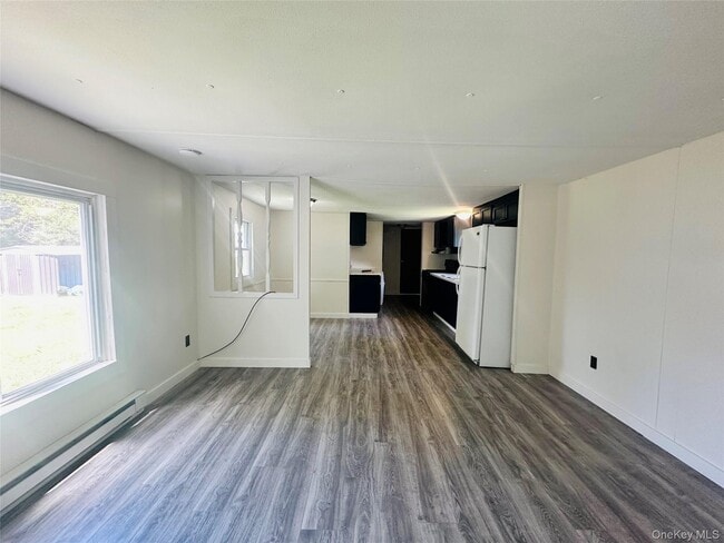 Building Photo - 3 Ford Ln