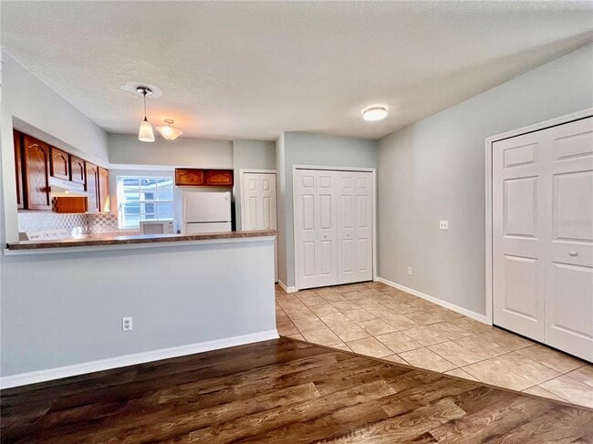 Building Photo - 3101 E Washington St