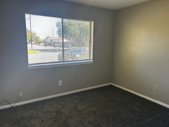 Building Photo - 7101 Premont Dr