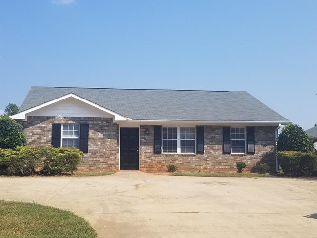 Building Photo - 160 Fawn Dr