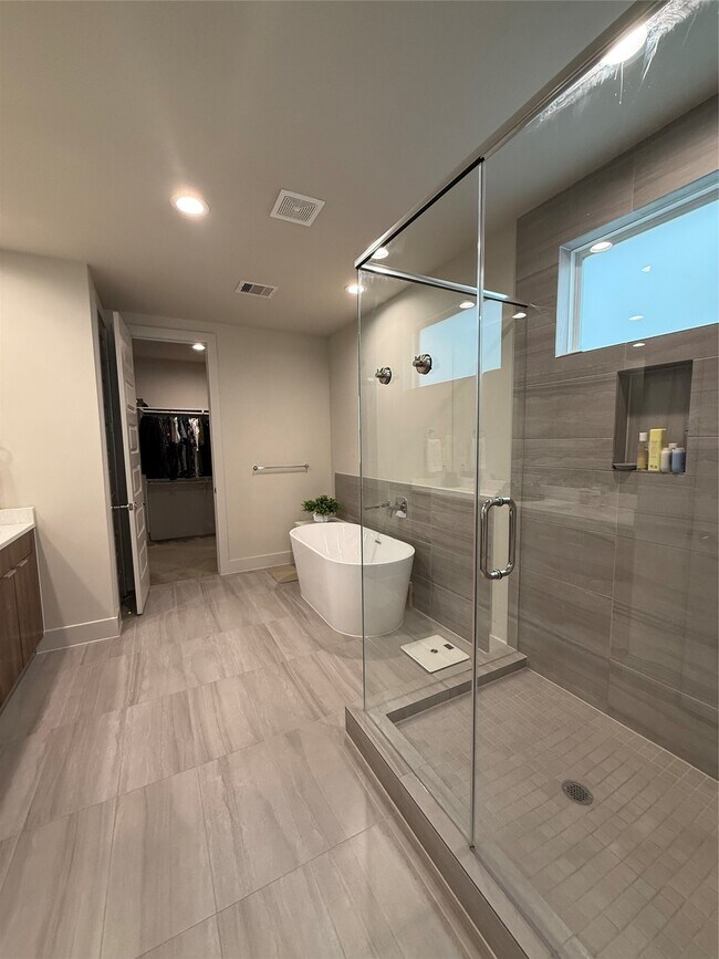 Building Photo - 6820 Rocinante Ln