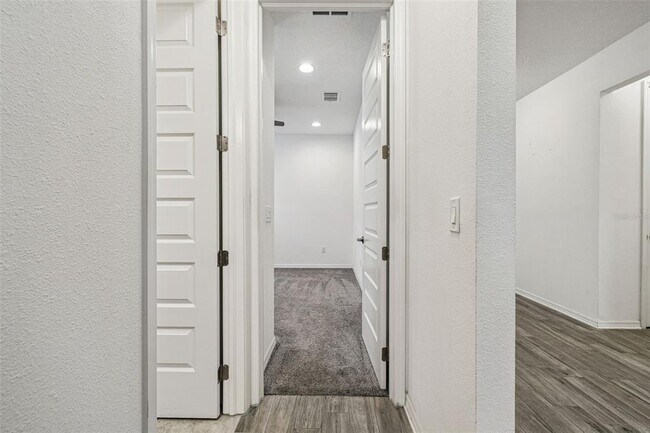 Building Photo - 10752 Green Harvest Dr.