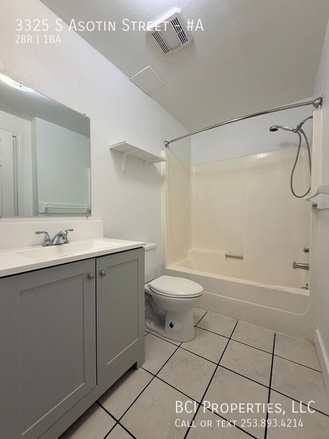 Building Photo - 3325 S Asotin St