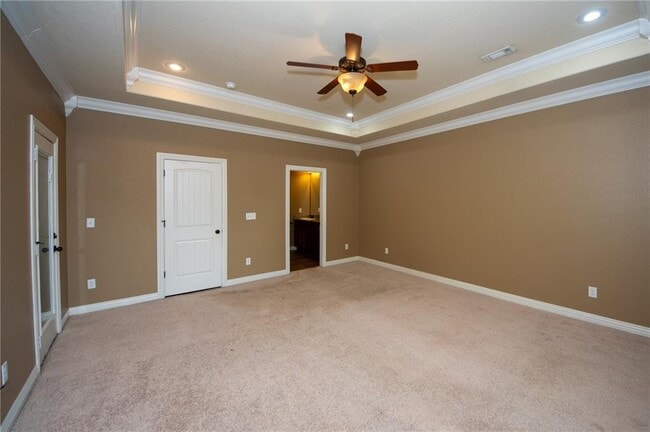 Building Photo - 3402 SW Crosswinds Blvd