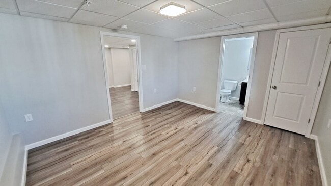 Building Photo - 3 Bed / 3-1/2 Bath Single Family Townhome