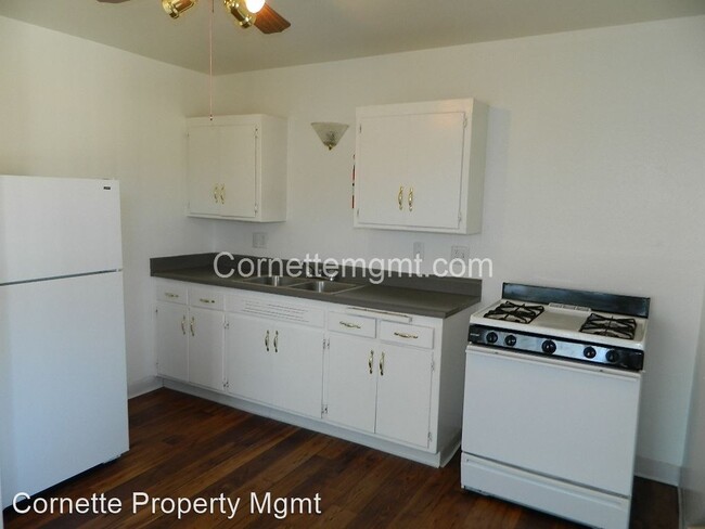 Building Photo - 6421 Benning St