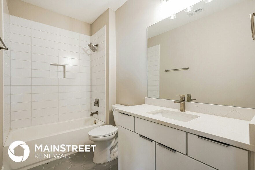 Building Photo - 922 Crescent Hill Rd