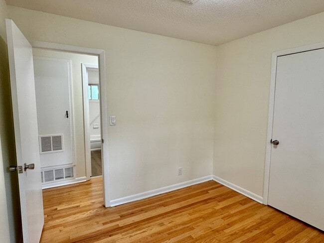 Building Photo - Charming 3-Bedroom Home with Oversized Patio