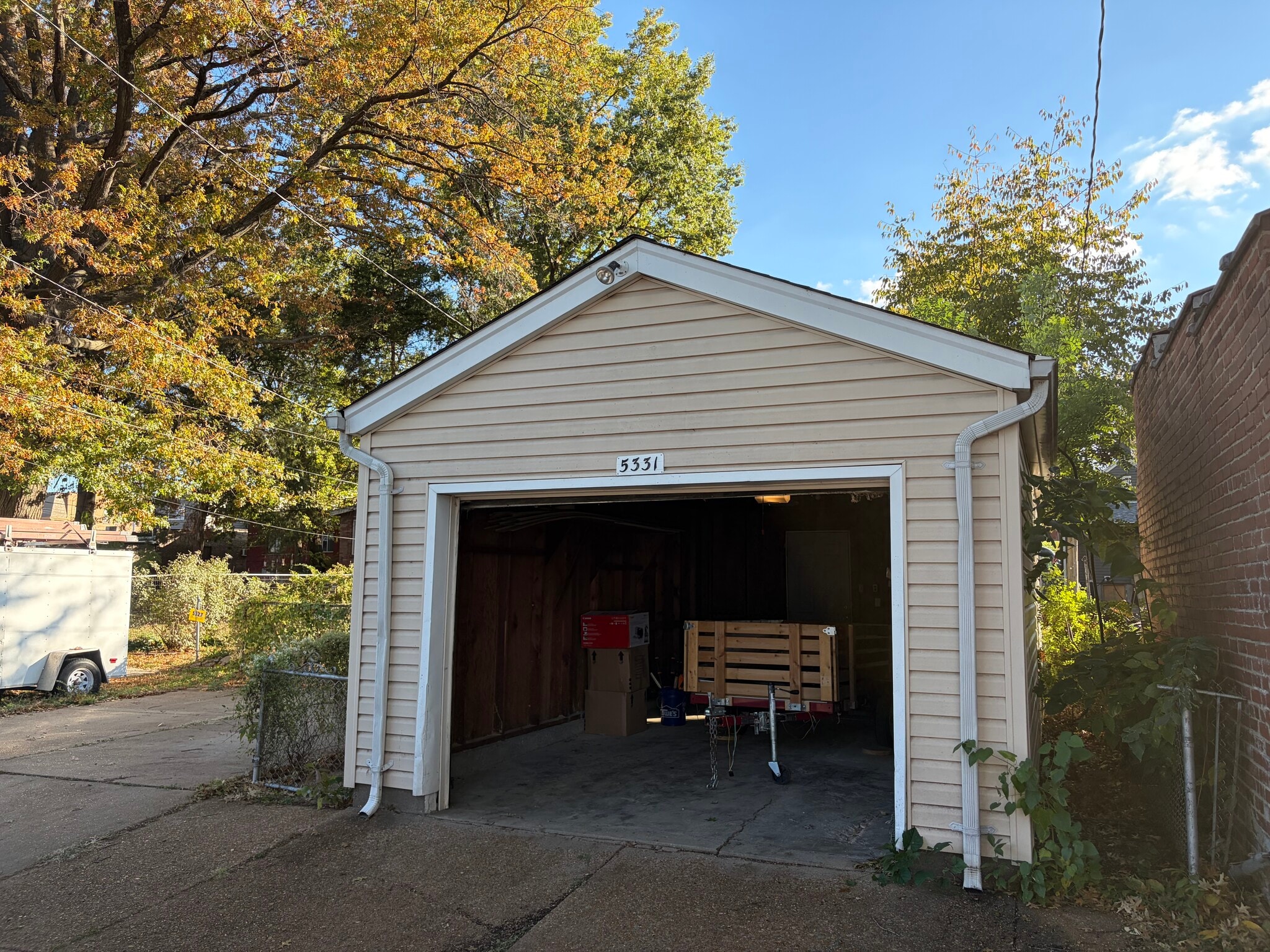 Building Photo - 5331 Arsenal St