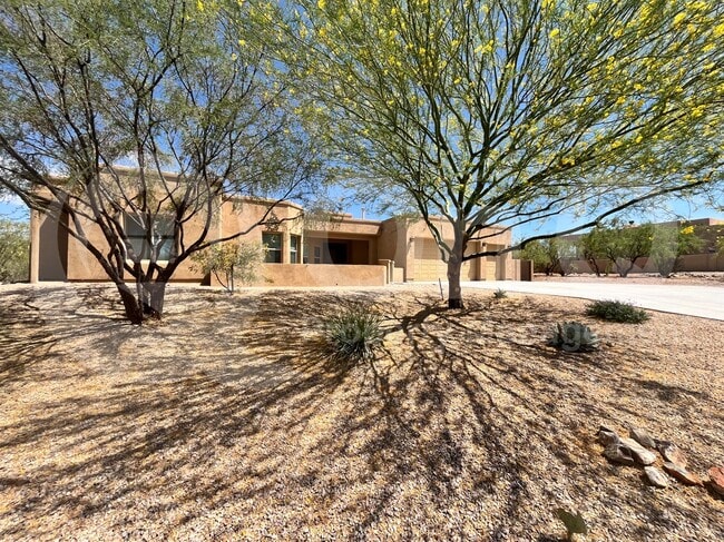 Building Photo - 9398 E Desert Milkweed Ct