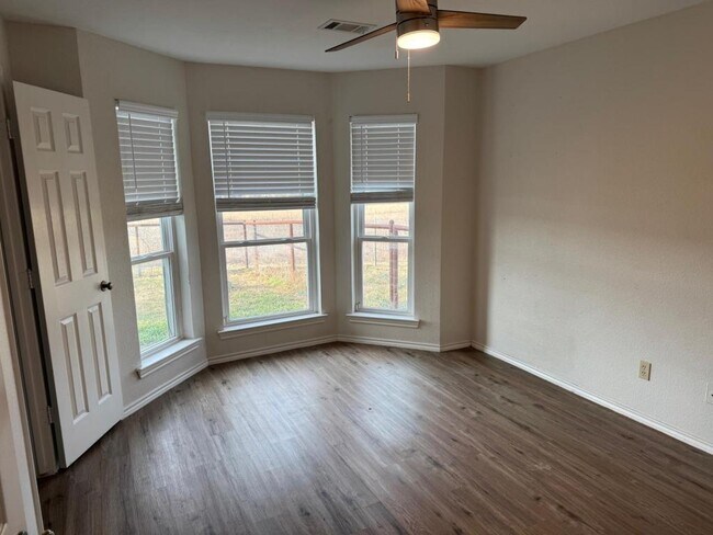 Building Photo - 8171 FM1173