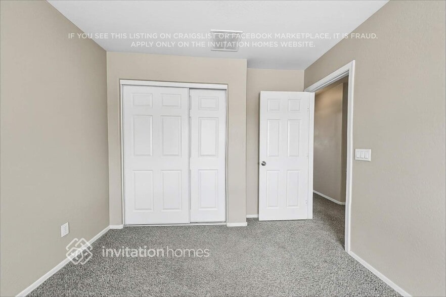 Building Photo - 7827 S Kelsie Dr