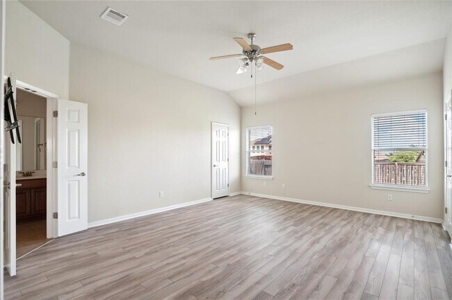 Building Photo - 4517 Heritage Well Ln