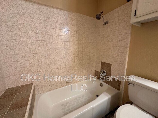 Building Photo - 3110 N Wheeler Cir