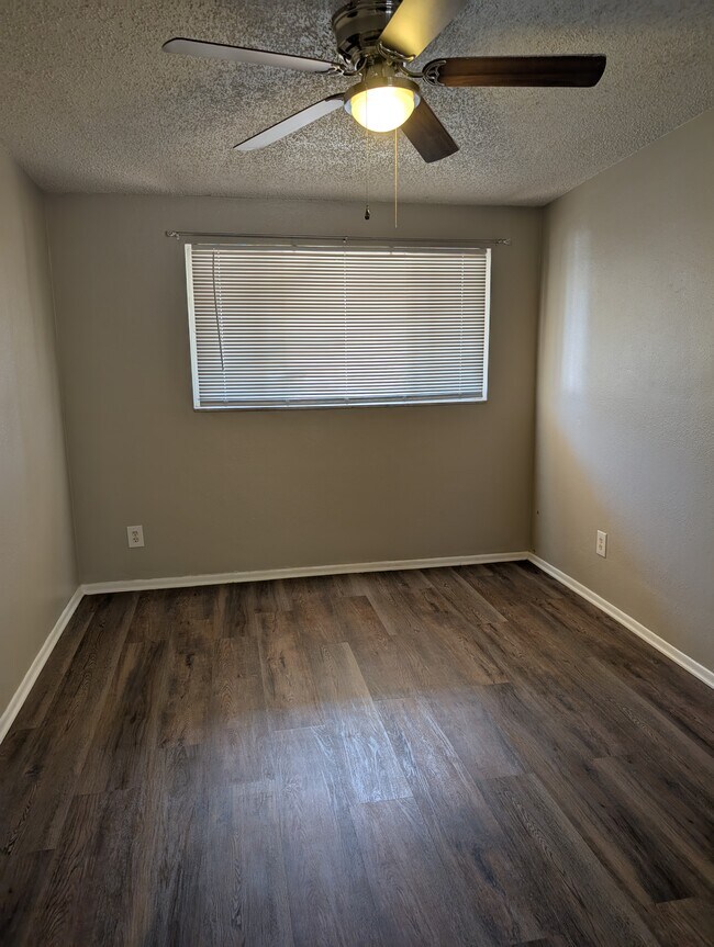 Bedroom - 6751 Carnelian Ave