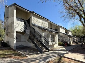 Building Photo - 3716 E University Dr