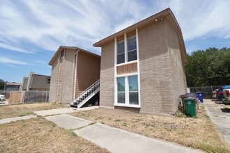 Building Photo - 2906 Sweeney Ln