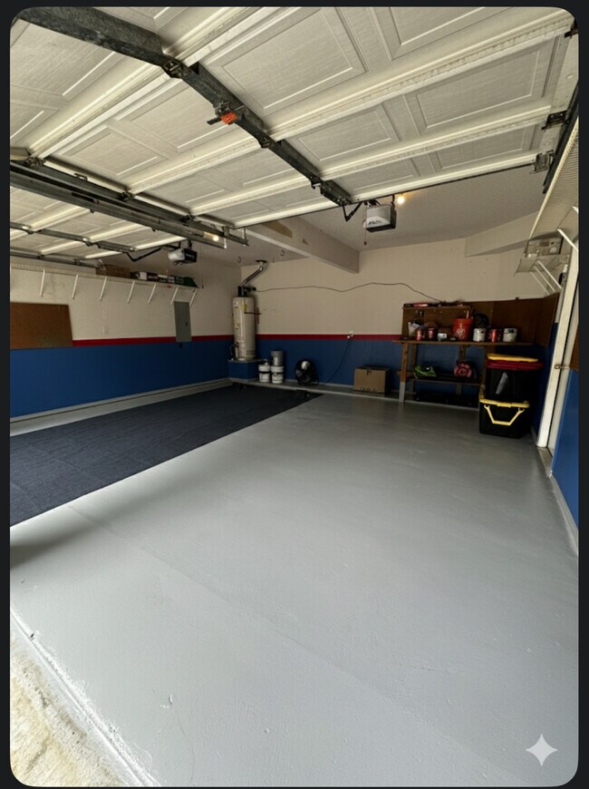 Building Photo - 4817 Salmon Run Way