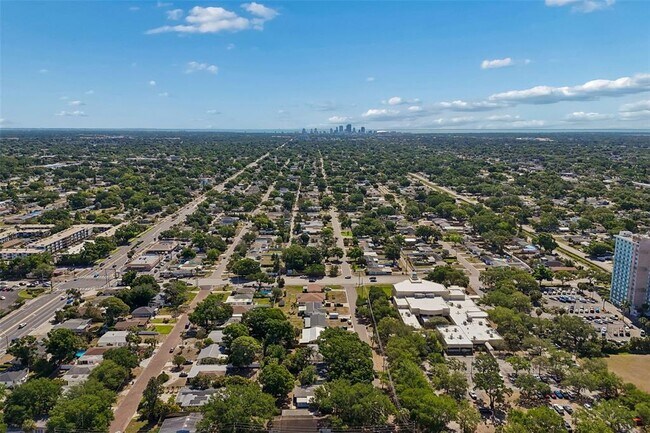 Building Photo - 5857 4th Ave N