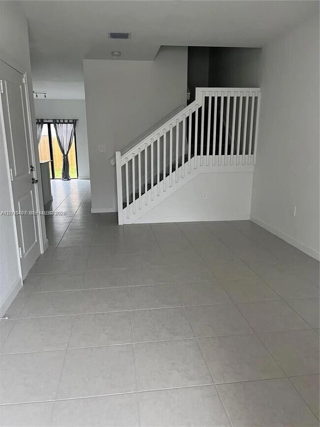 Building Photo - 11935 SW 246 Terrace