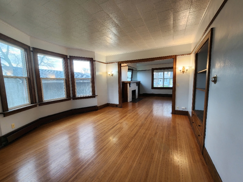 Building Photo - 1622 Ogden Ave